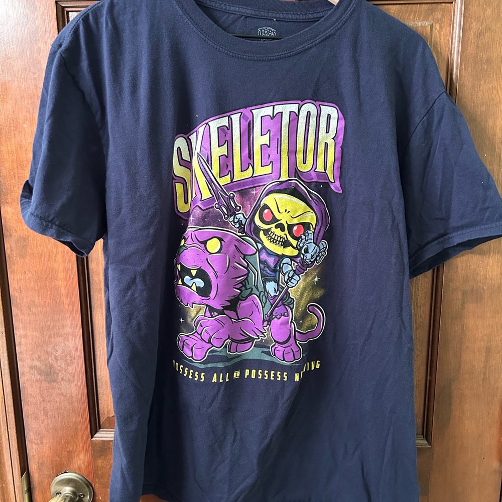 Funko Pop Black Short Sleeve Tee with Skeletor Graphic Print. Size XL
